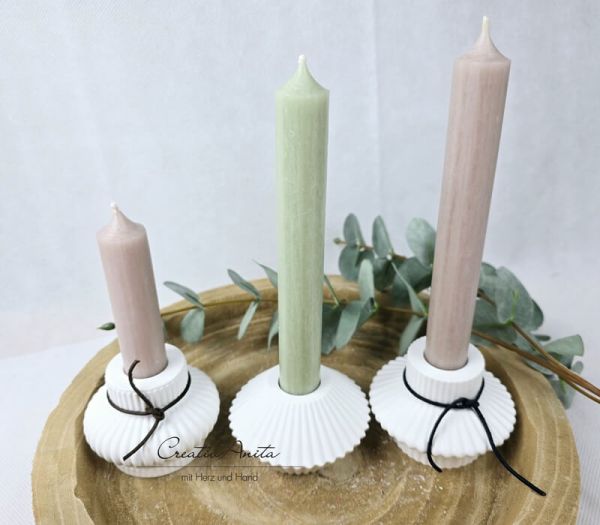 Kerzenständer für Stabkerzen in Rillenoptik - 1